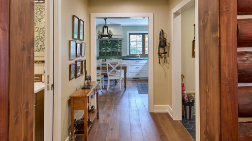 Entrance to Kitchen